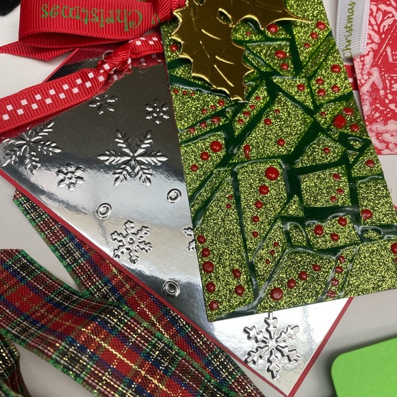 Lot of Handcrafted Christmas Tags for Gifts - Picture 4 of 16